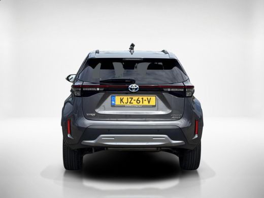 Toyota Yaris Cross 1.5 Hybrid Adventure AWD | Panoramadak | Parkeersensoren | HUD | ActivLease financial lease