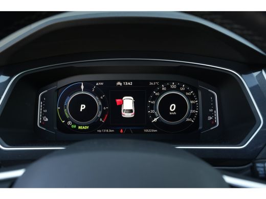 Volkswagen Tiguan 1.4 TSI eHybrid 245pk Elegance | Camera | Stuur & Stoelverwarming | Head-Up | Keyless ActivLease financial lease
