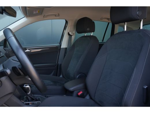Volkswagen Tiguan 1.4 TSI eHybrid 245pk Elegance | Camera | Stuur & Stoelverwarming | Head-Up | Keyless ActivLease financial lease