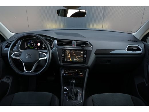 Volkswagen Tiguan 1.4 TSI eHybrid 245pk Elegance | Camera | Stuur & Stoelverwarming | Head-Up | Keyless ActivLease financial lease