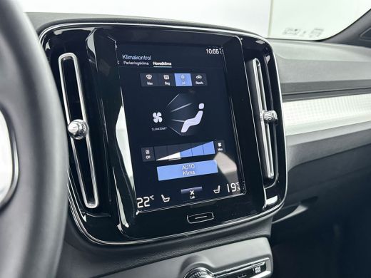 Volvo  XC40 T4 Recharge Plus Bright | 18" | Elektr. verst. Stoelen | Adaptieve Cruise | BLIS | Keyless | Stoe... ActivLease financial lease