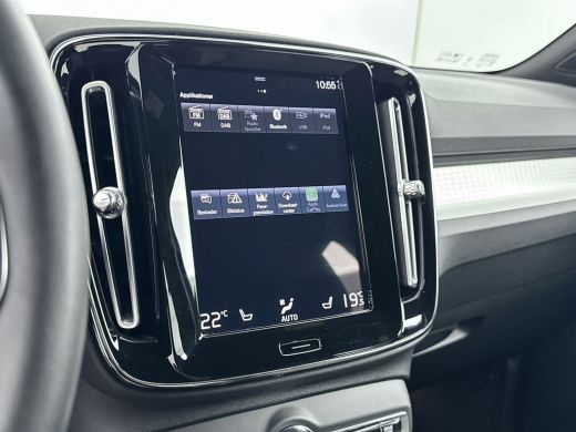 Volvo  XC40 T4 Recharge Plus Bright | 18" | Elektr. verst. Stoelen | Adaptieve Cruise | BLIS | Keyless | Stoe... ActivLease financial lease
