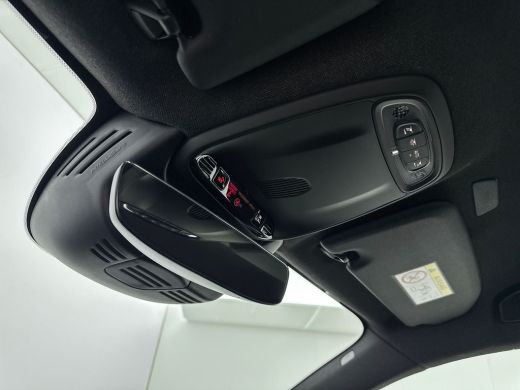 Volvo  XC40 T4 Recharge Plus Bright | 18" | Elektr. verst. Stoelen | Adaptieve Cruise | BLIS | Keyless | Stoe... ActivLease financial lease