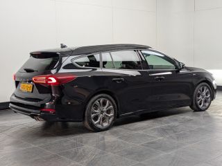 Ford Focus 1.0 EcoBoost 155pk Hybrid ST Line Automaat | Winterpack | Groot Navigatie | Sync 4 | CarPlay/Andr...
