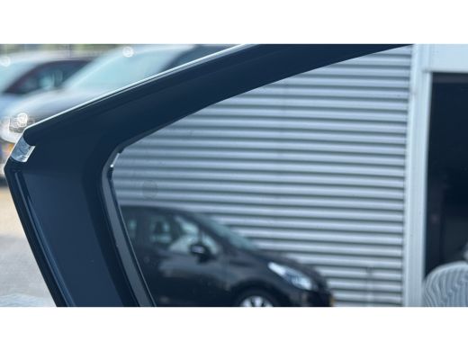 Peugeot 308 Allure | Elektrische parkeerrem | Extra getinte achterste zijruiten en achterruit | ISOFIX-bevest... ActivLease financial lease