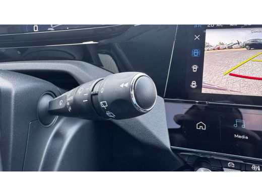 Peugeot 308 Allure | Elektrische parkeerrem | Extra getinte achterste zijruiten en achterruit | ISOFIX-bevest... ActivLease financial lease