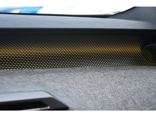 Peugeot e-3008 GT | Elektrische parkeerrem | Extra getinte achterste zijruiten en achterruit ActivLease financial lease