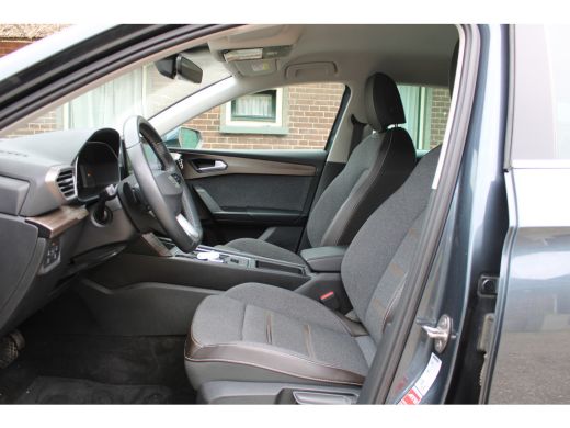 Seat Leon Sportstourer 1.4 TSI eHybrid PHEV EXCELLENCE SOh 99,2% NAVI ECC TREKHAAK LED 59000KM!!! ActivLease financial lease