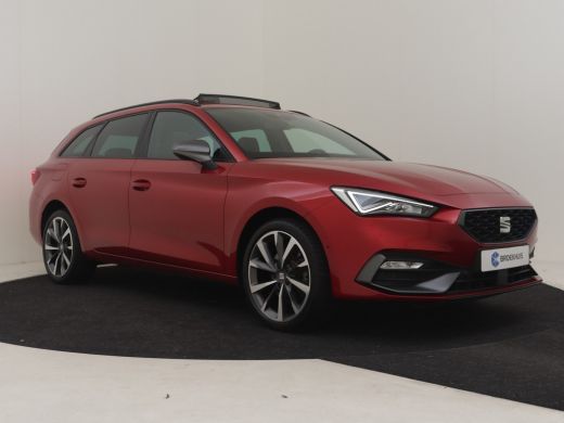 Seat Leon Sportstourer 1.4 TSI eHybrid PHEV FR Business Intense 204PK DSG/AUTO | Elektrisch glazen panorama... ActivLease financial lease