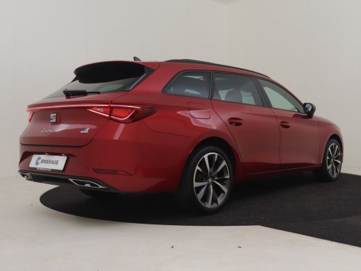 Seat Leon Sportstourer 1.4 TSI eHybrid PHEV FR Business Intense 204PK DSG/AUTO | Elektrisch glazen panorama... ActivLease financial lease