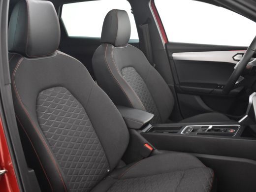 Seat Leon Sportstourer 1.4 TSI eHybrid PHEV FR Business Intense 204PK DSG/AUTO | Elektrisch glazen panorama... ActivLease financial lease