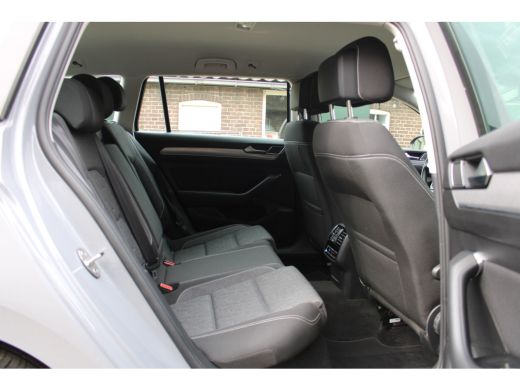 Volkswagen Passat Variant 1.4 TSI PHEV GTE SOh 97,4% NAVI MASSAGE LED 72000KM!!! ActivLease financial lease
