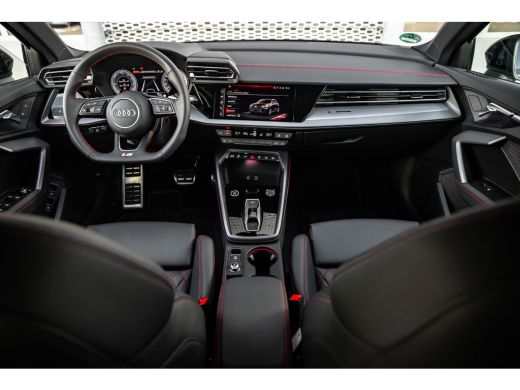 Audi A3 Sportback TFSI e 200 kW S line | Panoramadak | Leder | Achteruitrijcamera | Stoelverwarming | ActivLease financial lease