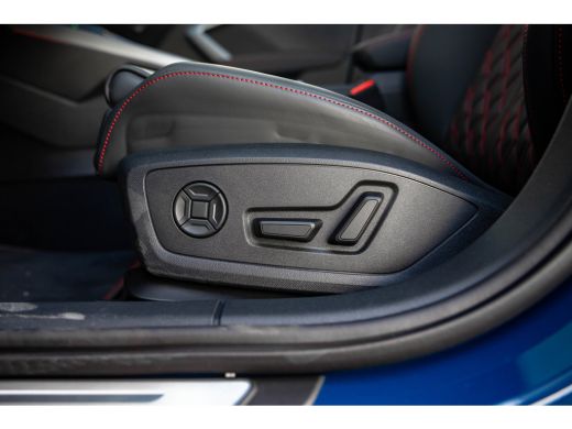 Audi A3 Sportback TFSI e 200 kW S line | Panoramadak | Leder | Achteruitrijcamera | Stoelverwarming | ActivLease financial lease