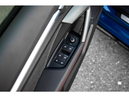Audi A3 Sportback TFSI e 200 kW S line | Panoramadak | Leder | Achteruitrijcamera | Stoelverwarming | ActivLease financial lease