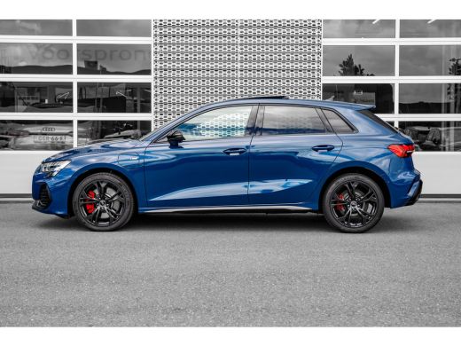 Audi A3 Sportback TFSI e 200 kW S line | Panoramadak | Leder | Achteruitrijcamera | Stoelverwarming | ActivLease financial lease