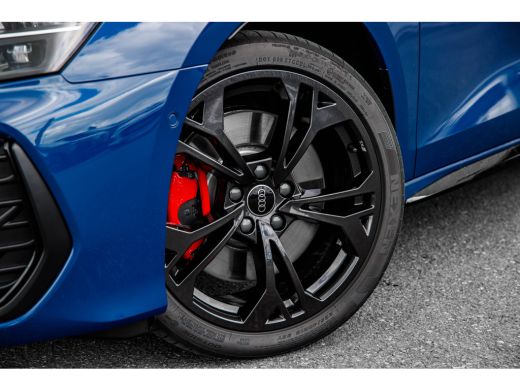 Audi A3 Sportback TFSI e 200 kW S line | Panoramadak | Leder | Achteruitrijcamera | Stoelverwarming | ActivLease financial lease