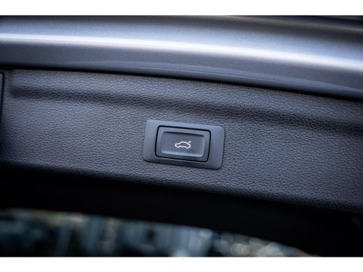 Audi Q3 35 TFSI advanced | Achteruitrijcamera | Voorstoelen verwarmd | wegklapbare trekhaak ActivLease financial lease