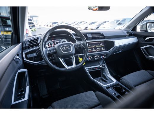 Audi Q3 35 TFSI advanced | Achteruitrijcamera | Voorstoelen verwarmd | wegklapbare trekhaak ActivLease financial lease