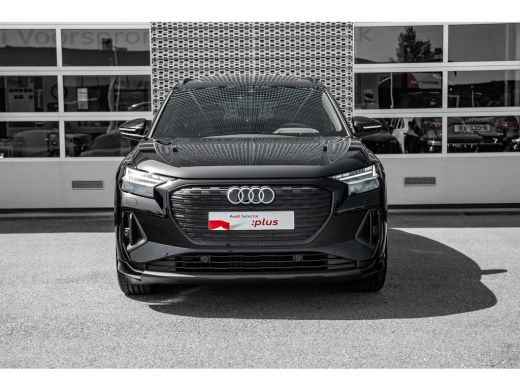Audi Q4 e-tron S edition Competition | Achterklep, automatisch bedienbaar | Achteruitrijcamera | Adaptive cruise... ActivLease financial lease