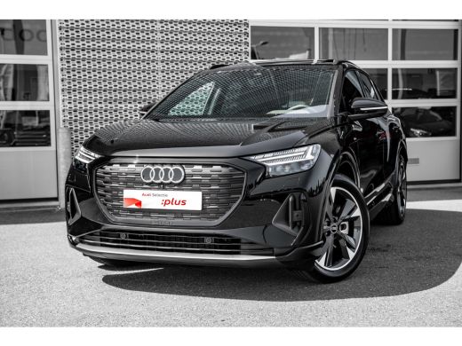 Audi Q4 e-tron S edition Competition | Achterklep, automatisch bedienbaar | Achteruitrijcamera | Adaptive cruise... ActivLease financial lease