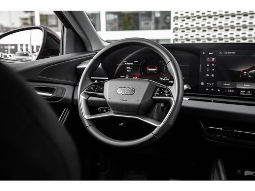 Audi Q6 e-tron 185 kW | 360 Camera | Stoelverwarming Voor + Achter | ACC | ActivLease financial lease