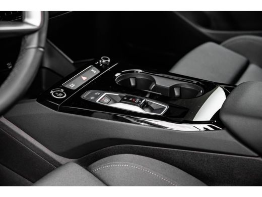 Audi Q6 e-tron 185 kW | 360 Camera | Stoelverwarming Voor + Achter | ACC | ActivLease financial lease