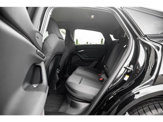 Audi Q6 e-tron 185 kW | 360 Camera | Stoelverwarming Voor + Achter | ACC | ActivLease financial lease