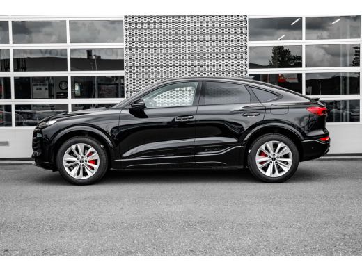Audi Q6 e-tron 185 kW | 360 Camera | Stoelverwarming Voor + Achter | ACC | ActivLease financial lease