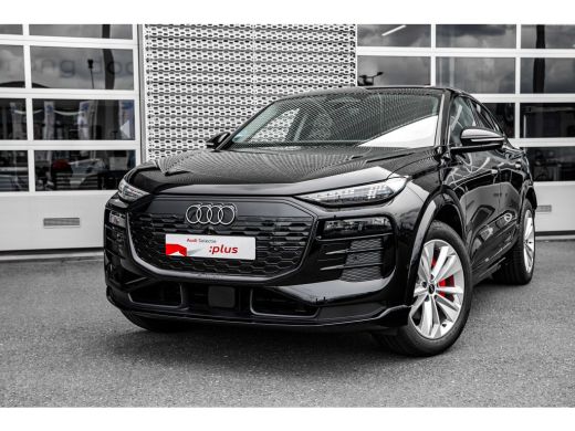 Audi Q6 e-tron 185 kW | 360 Camera | Stoelverwarming Voor + Achter | ACC | ActivLease financial lease
