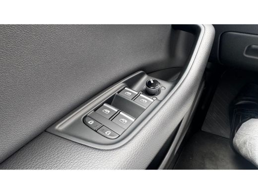 Audi Q8 55 TFSIe 381PK QUATTRO PRO LINE ADVANCED AUTOMAAT / NAVI / LEDER / CLIMA / FULL-LED / PDC / 22" L... ActivLease financial lease