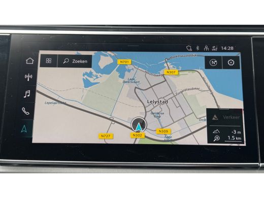 Audi Q8 55 TFSIe 381PK QUATTRO PRO LINE ADVANCED AUTOMAAT / NAVI / LEDER / CLIMA / FULL-LED / PDC / 22" L... ActivLease financial lease