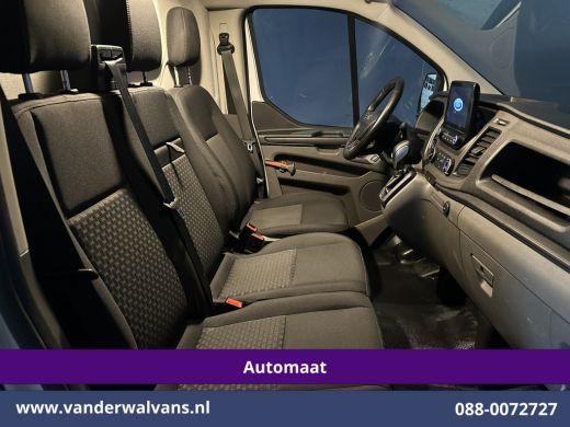 Ford Transit Custom 2.0 TDCI 130pk Automaat L1H1 Euro6 Airco | Camera | LED | Navigatie | Cruisecontrol Verwarmde Voo... ActivLease financial lease