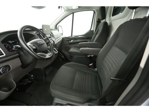 Ford Transit Custom 2.0 TDCI L1H1 170PK | Automaat | Airco | Camera | Cruise | Carplay | Parkeersens. ActivLease financial lease