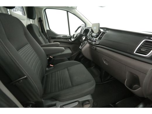 Ford Transit Custom 2.0 TDCI L1H1 170PK | Automaat | Airco | Camera | Cruise | Carplay | Parkeersens. ActivLease financial lease
