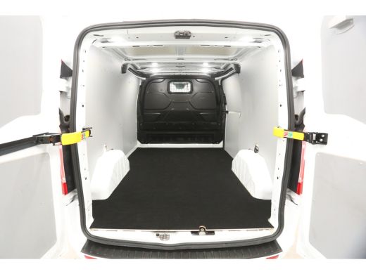 Ford Transit Custom 2.0 TDCI L1H1 170PK | Automaat | Airco | Camera | Cruise | Carplay | Parkeersens. ActivLease financial lease