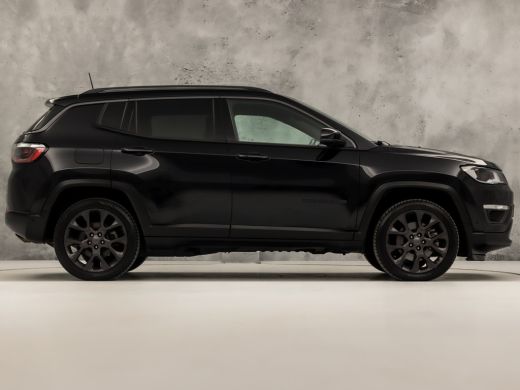 Jeep Compass 4xe 240 Plug-in Hybrid Electric S 240Pk Automaat (APPLE CARPLAY, NAVIGATIE, CAMERA, KEYLESS, LEDE... ActivLease financial lease