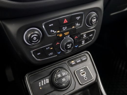 Jeep Compass 4xe 240 Plug-in Hybrid Electric S 240Pk Automaat (APPLE CARPLAY, NAVIGATIE, CAMERA, KEYLESS, LEDE... ActivLease financial lease