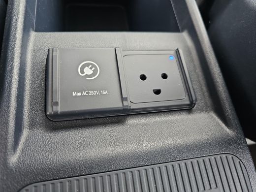 Kia PV5 Elite Executive 71.2 kWh BTW auto | Camera | Navigatie | Elektr deuren ActivLease financial lease