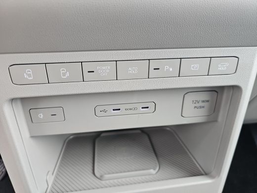Kia PV5 Elite Executive 71.2 kWh BTW auto | Camera | Navigatie | Elektr deuren ActivLease financial lease