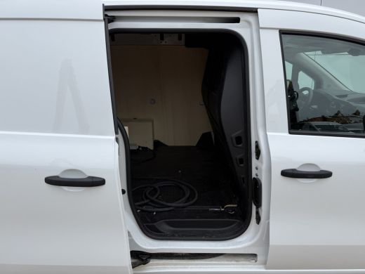 Nissan Townstar EV 45kWh L1 260km WLTP LED Climate Control Cruise Control Laadkabel Parkeersensoren Citan Kangoo ActivLease financial lease