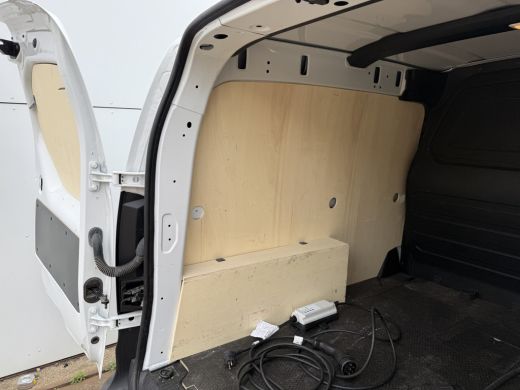 Nissan Townstar EV 45kWh L1 260km WLTP LED Climate Control Cruise Control Laadkabel Parkeersensoren Citan Kangoo ActivLease financial lease