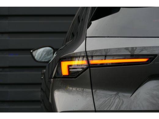 Opel Astra Sports Tourer 1.2 TURBO 110PK BUSINESS EDITION / CAMERA / LED / AGR / ADAPT. CRUISECONTROL / NAVI... ActivLease financial lease