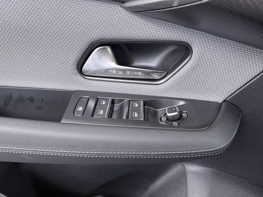 Opel Grandland 1.6 Turbo Plug-in-Hybrid Ultimate 195PK | Nieuwe auto! | Apple Carplay/Android Auto|telefooninteg... ActivLease financial lease
