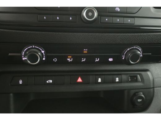 Opel Vivaro 1.5 CDTI L2H1 | Airco | Cruise | 3 Zits | Trekhaak | Imperiaal | Parkeersens. ActivLease financial lease