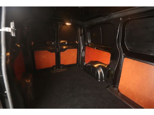 Opel Vivaro 1.5 CDTI L2H1 | Airco | Cruise | 3 Zits | Trekhaak | Imperiaal | Parkeersens. ActivLease financial lease