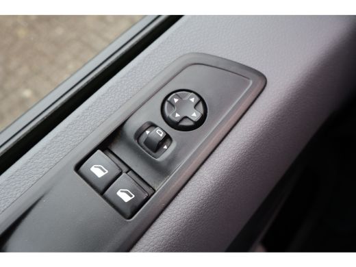 Opel Vivaro-e L2H1 Edition 50 kWh ActivLease financial lease