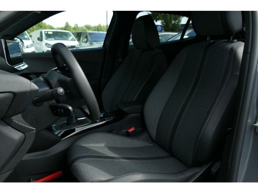 Peugeot 2008 1.2 PURETECH 100PK ALLURE / CLIMA / FULL-LED / KEYLESS / NAVI / PDC / BLUETOOTH / CRUISECONTROL /... ActivLease financial lease