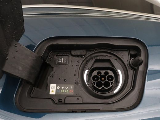 Peugeot 3008 1.6 HYbrid 225 GT Pack Business | SOH 92,5% | Stoelverwarming | Focal Sound | Adaptive cruise | 3... ActivLease financial lease