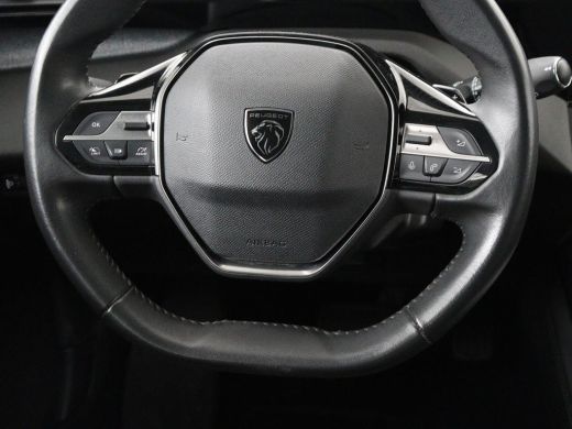 Peugeot 308 1.6 HYbrid 180 Allure Pack Business | SOH 93,8% | Trekhaak | Adaptive cruise | Half leder | Camer... ActivLease financial lease